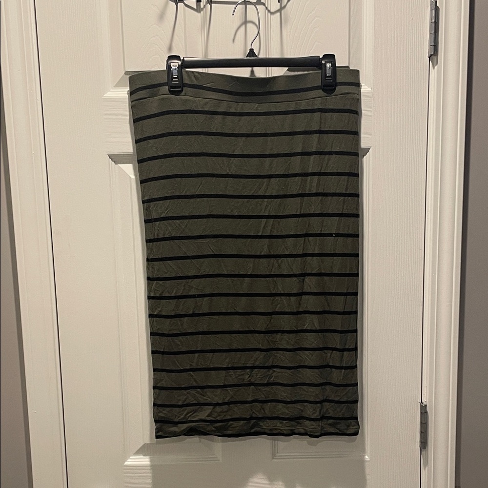 Apt. 9 Olive and Black Striped Pencil Skirt